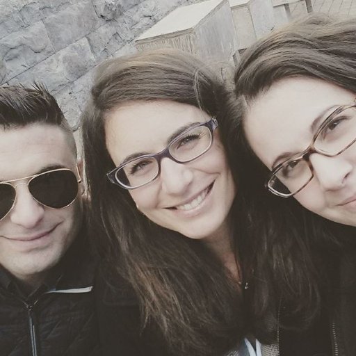 AmandaRicci85's profile picture. 