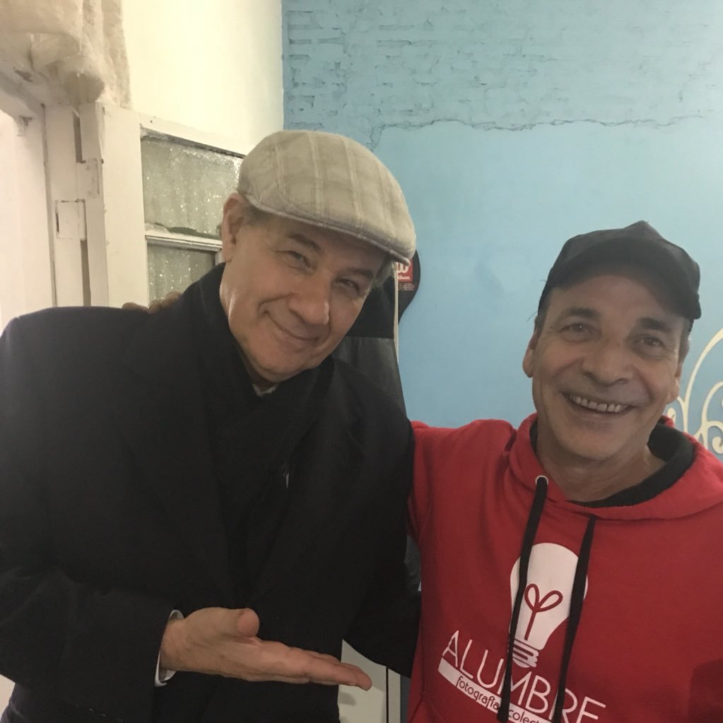 keus2000's profile picture. Periodista, militante, amante infiel d ls mujeres amante fiel de ls amigos, d corazon amplio, habil c las manos y/o otros. Solo tiene que seguirme y lo vera.