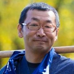 大阪出身ですが、宮崎県で1年間「緑のふるさと協力隊」として暮し、農山村文化に魅了されました。福井へ来て結婚し男の子が一人の三人暮らしです。農村の価値を伝え続けて、都市と農村が補完しあえる交流を進めて行きたいと思います。。