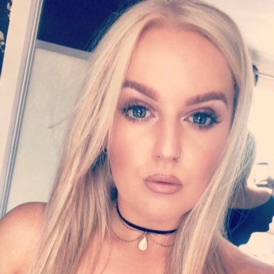 Amber_Victoria_'s profile picture. 24 tom ❤️Sheffield  mua & lash,brow tech✨makeup Facebook page ⬇️ Instagram - @amberpoulsen