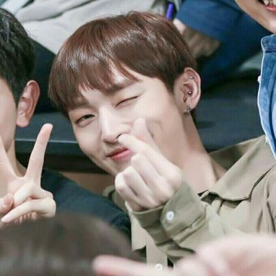 summerview_11's profile picture. WANNAONE