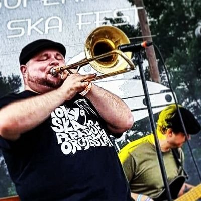 He/Him, Dad, Music, Politics & other thoughts. Opinions my own. Bandleader @ The Pandemics. I don't argue w/ idiots/jerks. If I block you, that's prob. why.