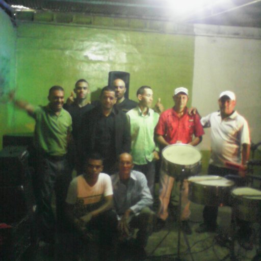 Agrupación musical Los Insuperables de Venezuela fundada el 18 de noviembre del año 1998. Música tropical bailable.