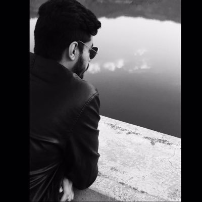 sharma_vibhum's profile picture. creating my own world 🌏