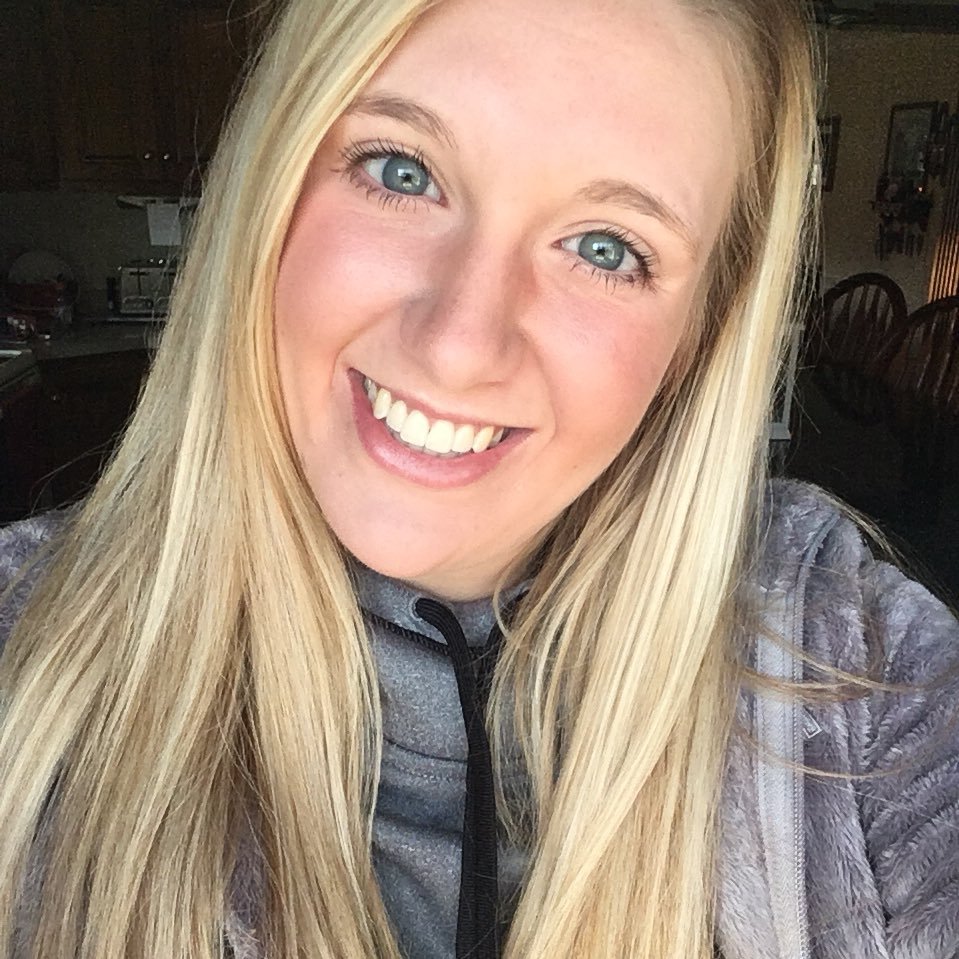 YSU '20 🐧| Future Dental Hygienist👩🏼🎓 | There are so many beautiful reasons to be happy☺️ | https://t.co/Rr6kerXeBw.PU. | Hoyt❤️