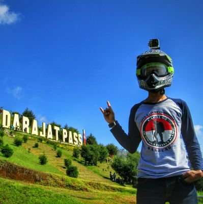 m_ramdanpic's profile picture. -skate or die. 
-begundal hell club.
-ig: m_ramdan07.
-Ig:capal_05.
-Line: oveyscumbag666.
-pin:59C72BC6.
-Love nature.
-Love adventure.