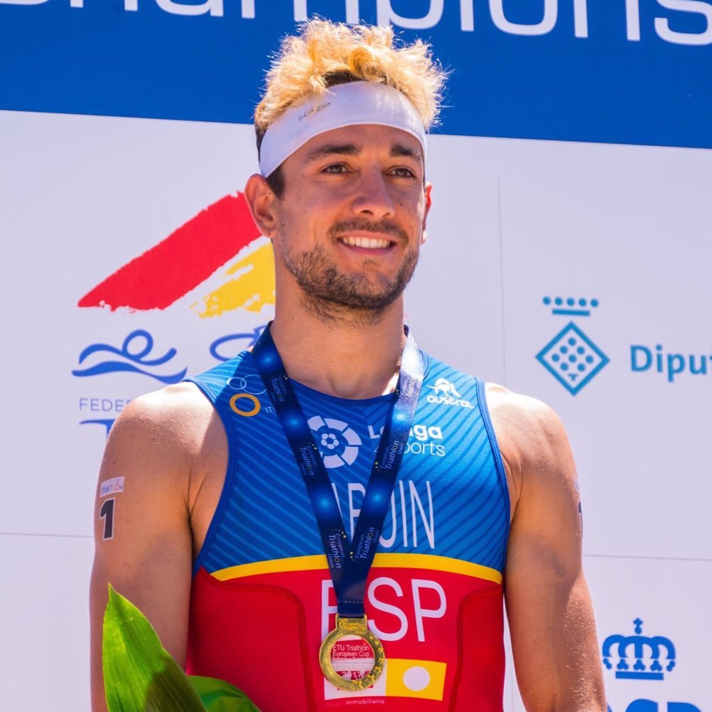 PRO TRIATHLETE 🥇🥇🥇World Cup Winner / 🥇🥇European Cup Series Winner