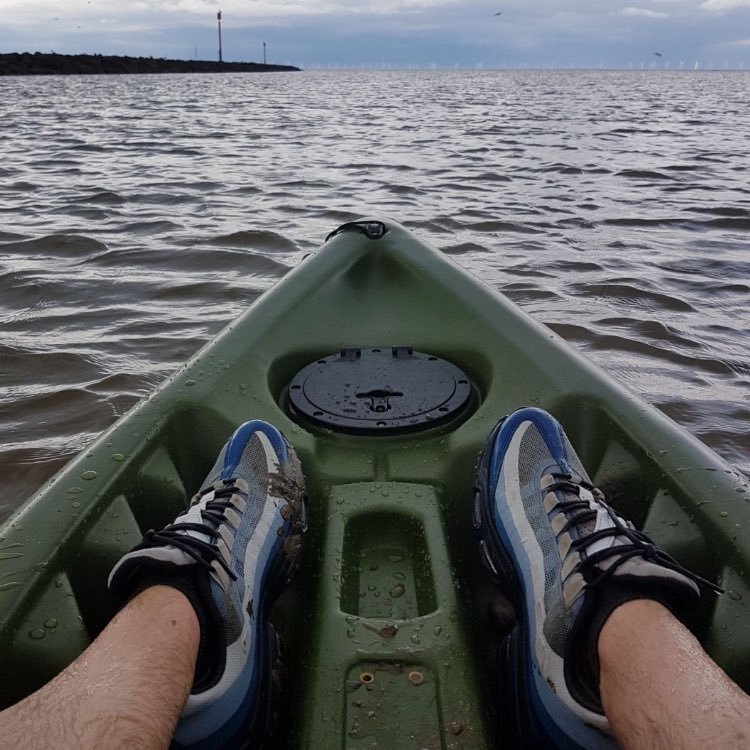 Kayaking solo the Leeds-Liverpool canal in August 2017 for @charlieschance #charlieschance  https://t.co/hgIg33dsHp