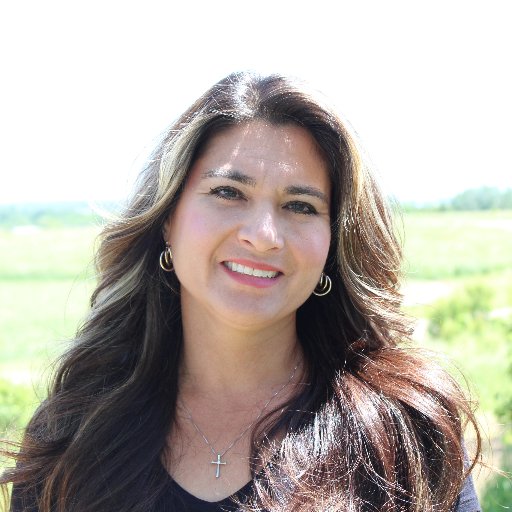 shareestover's profile picture. Author with Love Inspired Suspense, Member SiC, ACFW 
https://t.co/bvc1kD0Zxl