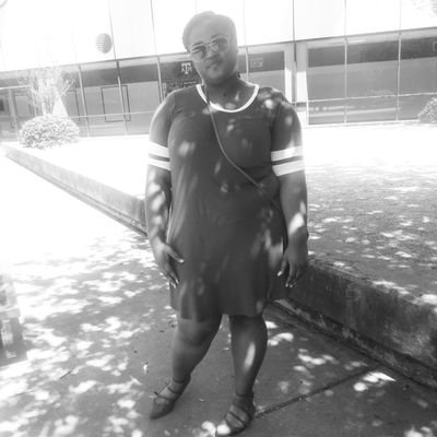 God first🙏
family second👪
5th Ward Brewster Park
Barbara Jordan High School
Pisces