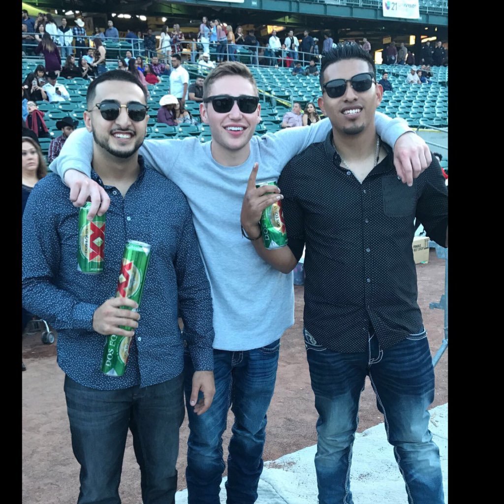 Gewergis_'s profile picture. Heres to you, heres to me. Fuck the rest. AEKDB