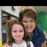 Danielle Wallace (@dlwallwallace) 's Twitter Profile