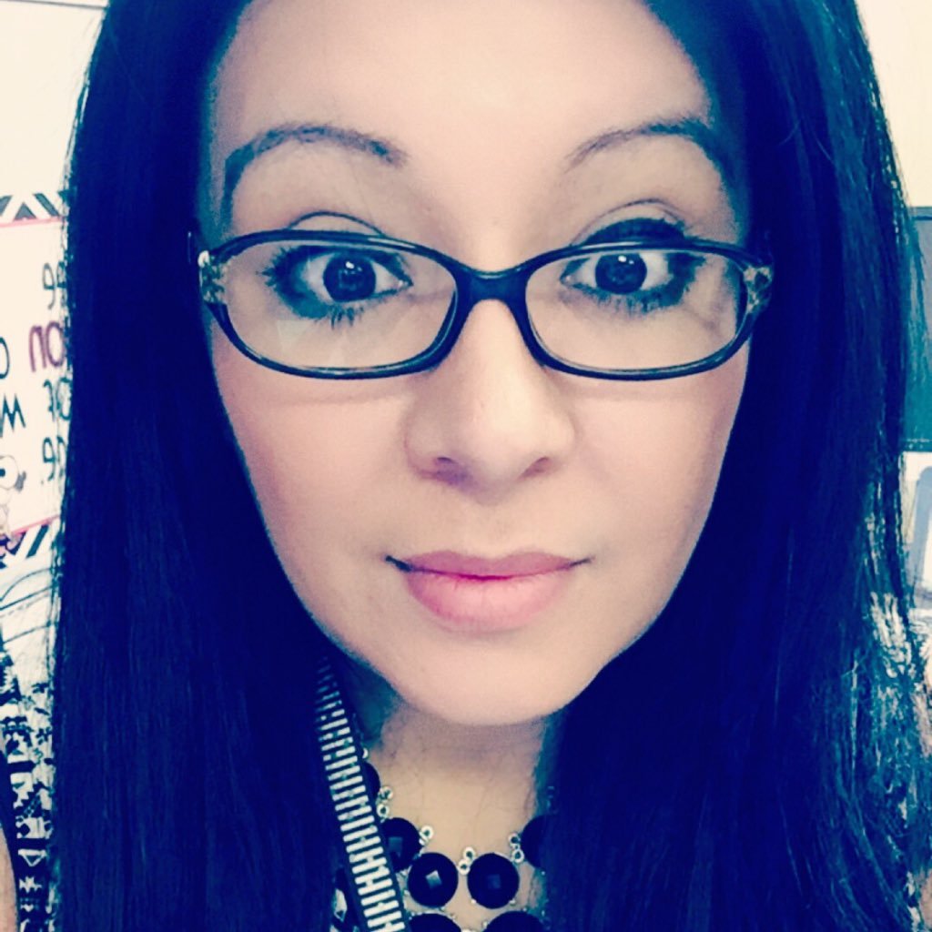 GelisT12's profile picture. 💍Wife. Mom of 👦🏻👦🏻👧🏻👧🏻.🍎Teacher. Thankful,grateful, & blessed