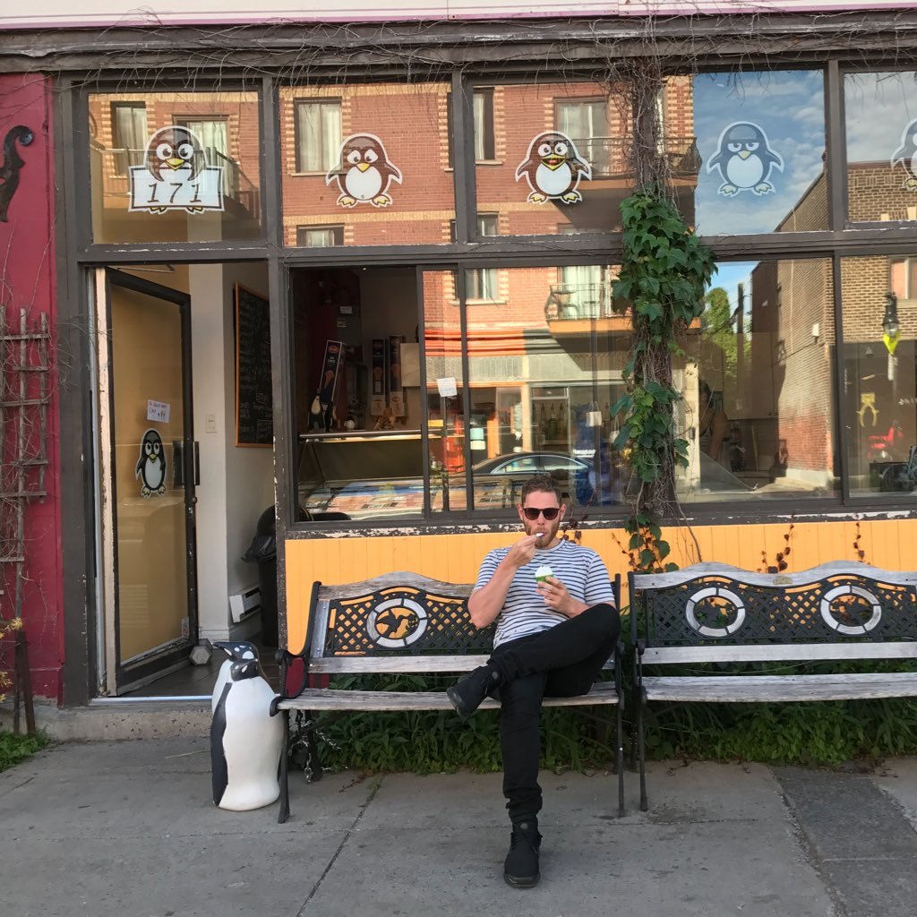 Devlesch's profile picture. 