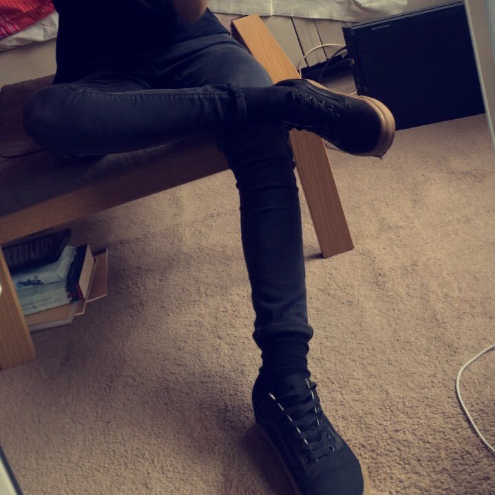 been told i gots internalised misogyny. idk bout that but i did eat a really bad curry the other day. x ur lifes a blowjob, ur way of livin sucks.
