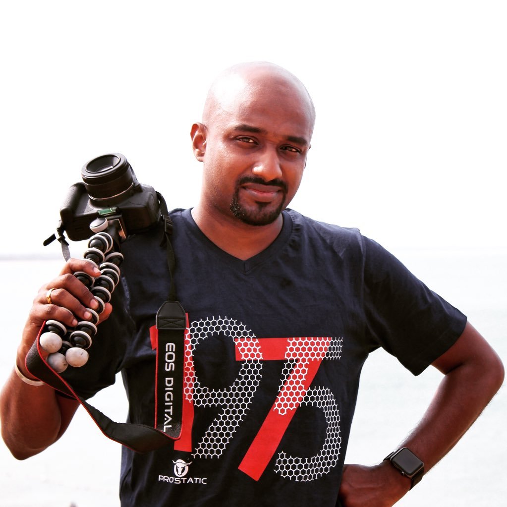 Full Stack Developer | Tech Evangelist | Photographer | Apple Fan | Blogger | Muggle Born | Gamer | Hackavist