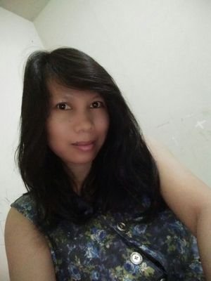 Ibu RT, Pecinta PUISI, Mantan Jurnalis, FIS, Selalu ingin menyusun AKSARA menjadi KATA-KATA.