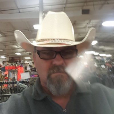 Fifty-six year old South/Central Illinois redneck that loves good lookin women and poker.