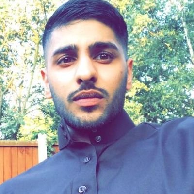 “Jack the lad” type of guy with a love for coffee/cars and motorbikes. Reformed delinquent. British 🇬🇧Kashmiri 🇵🇰