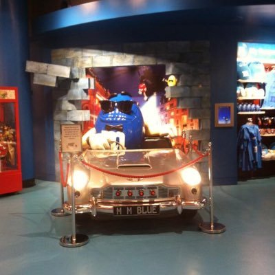 Meme_mesa's profile picture. The best feeling of happiness is when you are happy because you have made somebody else happy . (ازرع جميلا ولو في غير موضعه.. فلن يضيع جميل أينما زرع )