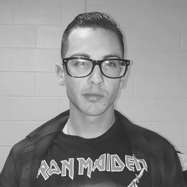 GamersDevided's profile picture. Yooo its your boi Peabody m8 check out my stream on Twitch and hit that follow button!🤙👊