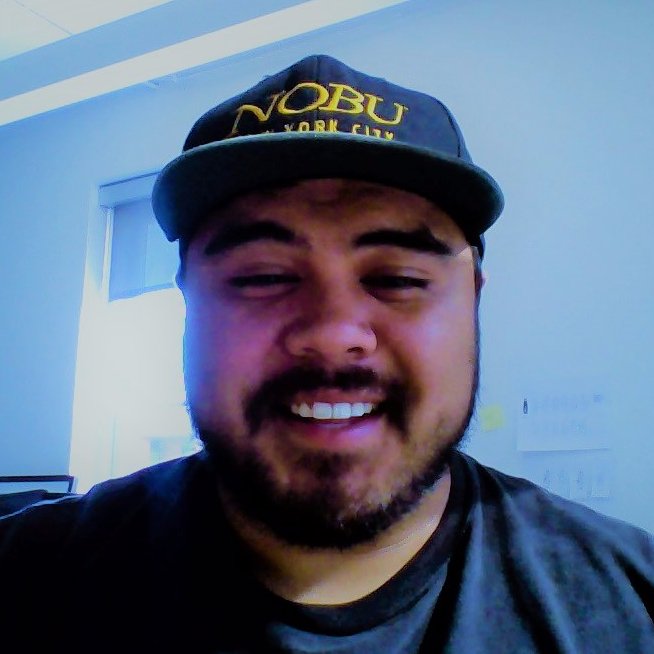 Young father, artist, self proclaimed #techie and intern at #emgage
All opinions are my own!!