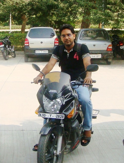 Working in IOCL. BE from Delhi college of engineering.
