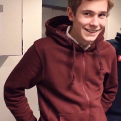 poIaroidisak's profile picture. alt er love ♡