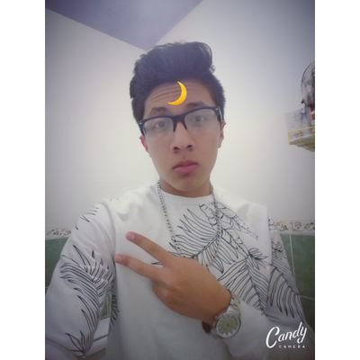 Brayan Garnica Arellano.
Quiero llegar a clanes competitivos de Clash Royale.
Brayan's294.
⚽⚽⚽⚽