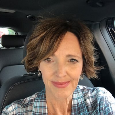 lovingidsummee's profile picture. 