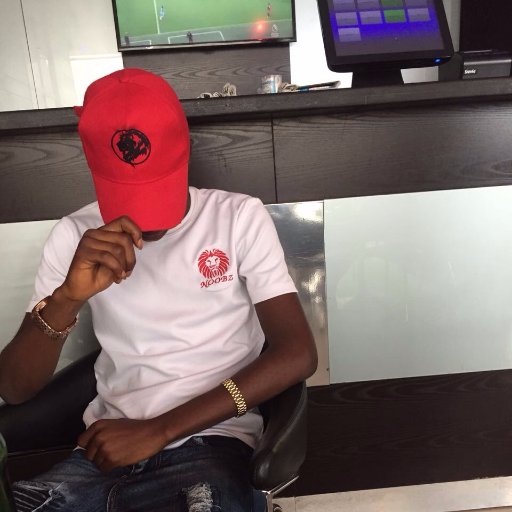 leopire__'s profile picture. Styling the world with the best African designs 🤩