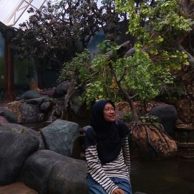 AIzzath's profile picture. abu-abu, introvert, plegmatis