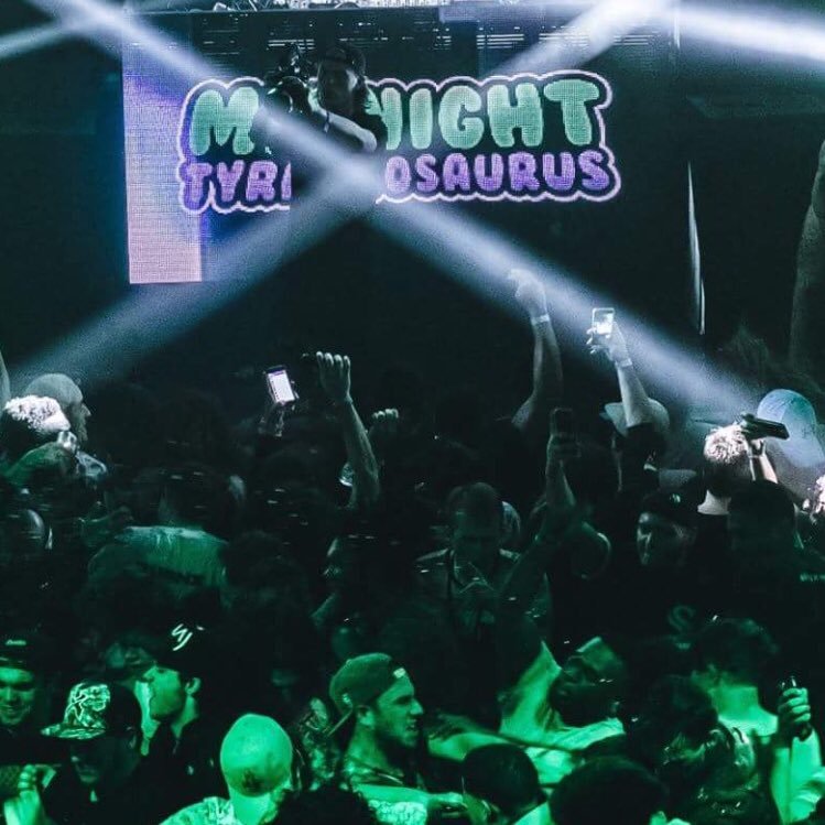 EYM_DYEZ's profile picture. #GG33 supporter. 33 LP. Monkey. Aries. 🍊