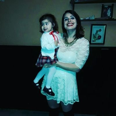 Mamá de Emma. Hincha del más grande RIVER PLATE!!! 100% libriana!!! :-D