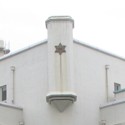 麻布学園バックギャモン部“非公式”アカウントです。月木土曜日に活動しています。宜しければ新入部員の方来て下さい。バックギャモン以外にも色々ボードゲームやっています。ドミニオンが人気です