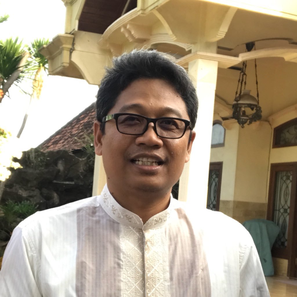 Associate Professor, Universitas Ahmad Dahlan, Indonesia | Editor-in-Chief, Scopus indexed: #TELKOMNIKA, SJR Q3