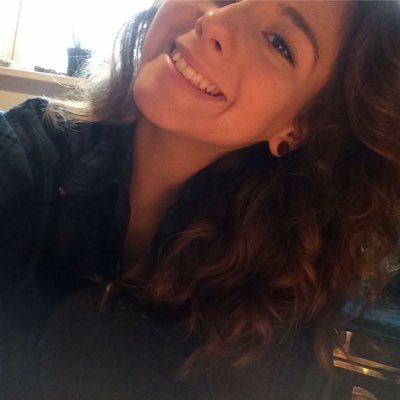 arianabalogh's profile picture. 