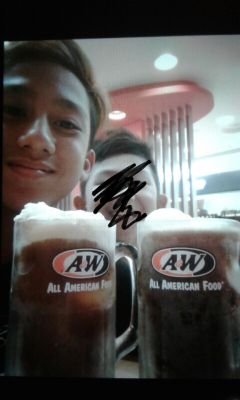 qayyum2222's profile picture. 