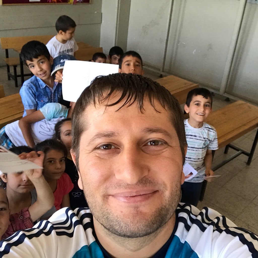 mehmett_ozz's profile picture. Sınıf Öğretmeni