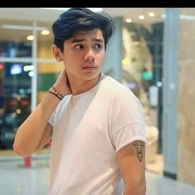 MinThar39829596's profile picture. Ygn