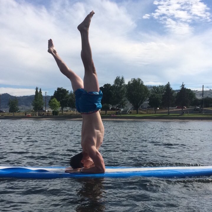 EvanLoura's profile picture. 