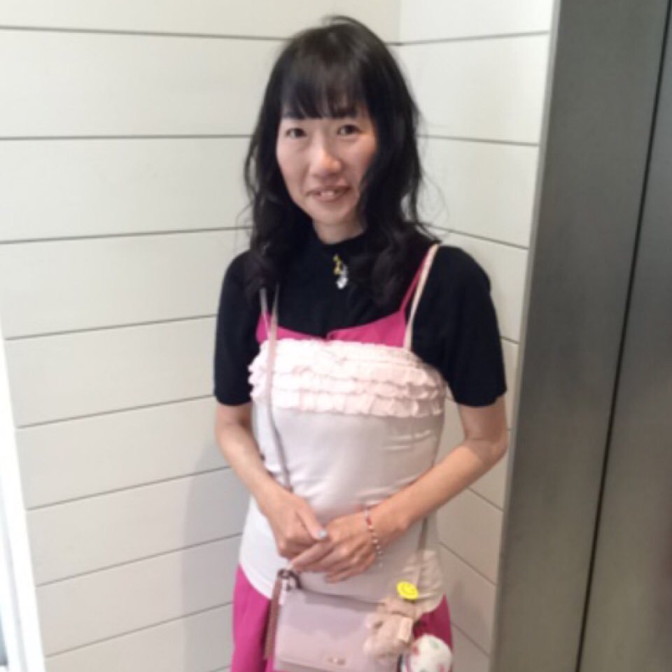 michiyov115's profile picture. 歌手のプロを目指していまーす❣️ライブも考案中なので、、、宜しくお願いします。o(^_-)O