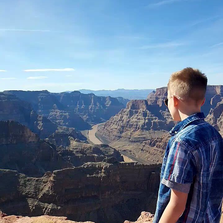 Geoxge_h's profile picture. "My head does not look like a sodding TacTac" ~ Callum's Corner ~ 20th July 2016