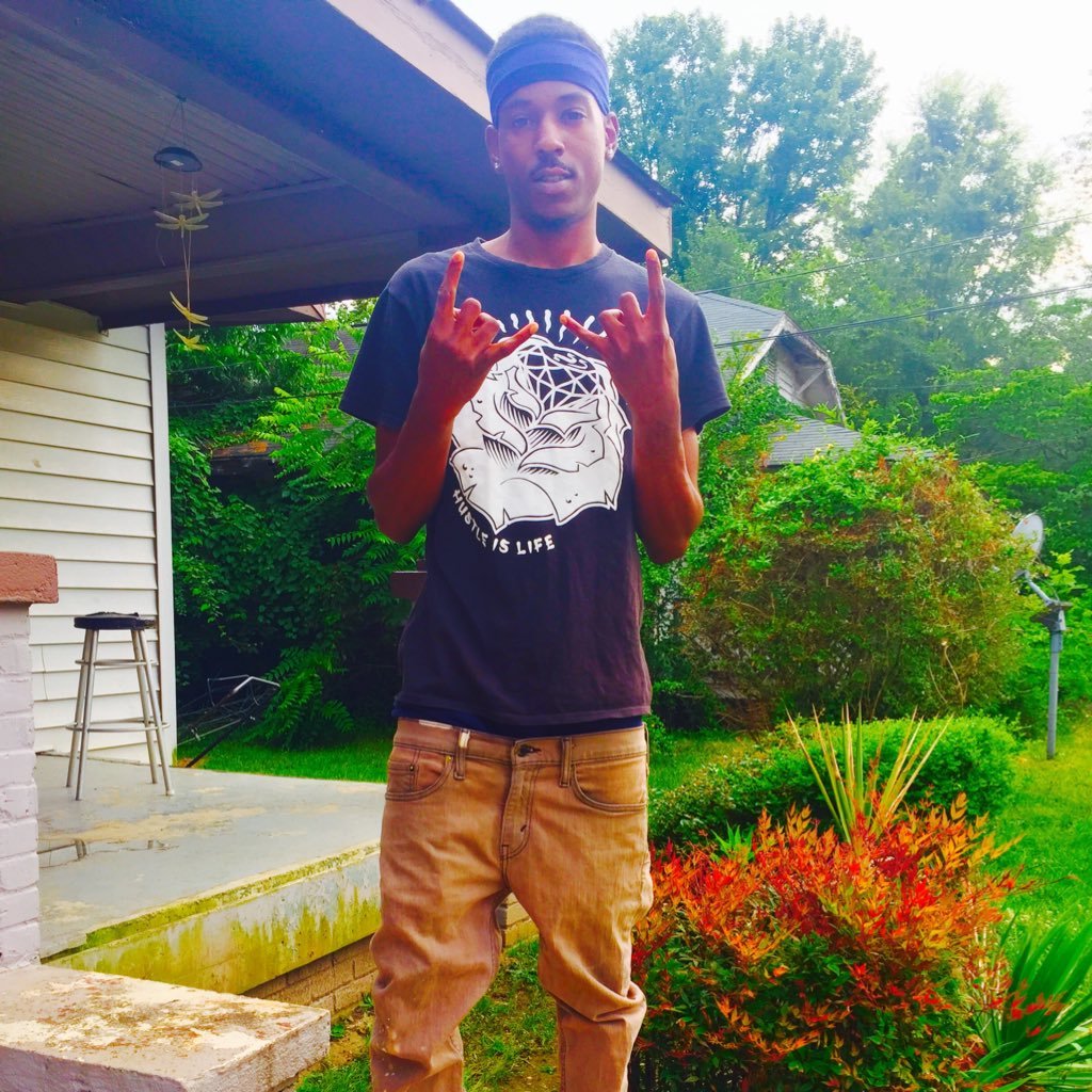 Im that nigga love Money & THC #OTF #RIPMIKE #FreeJDT ...Juiced up💦 Dontay.21
