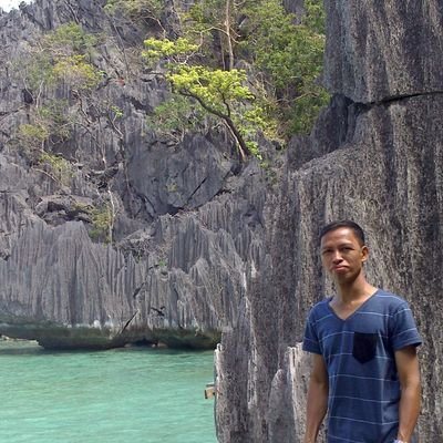 BhoyDavide's profile picture. Beach https://t.co/23rwxiDtWV afficionado.self-proclaimed movie critic.poor traveler.