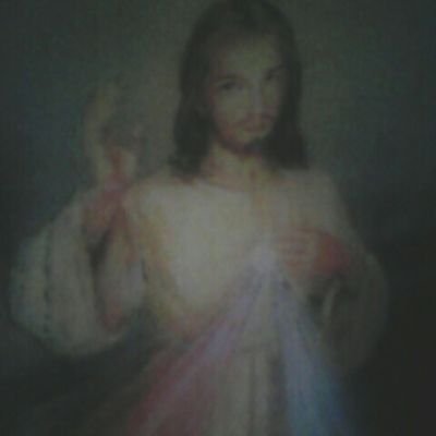 LuzcSanchez21's profile picture. 