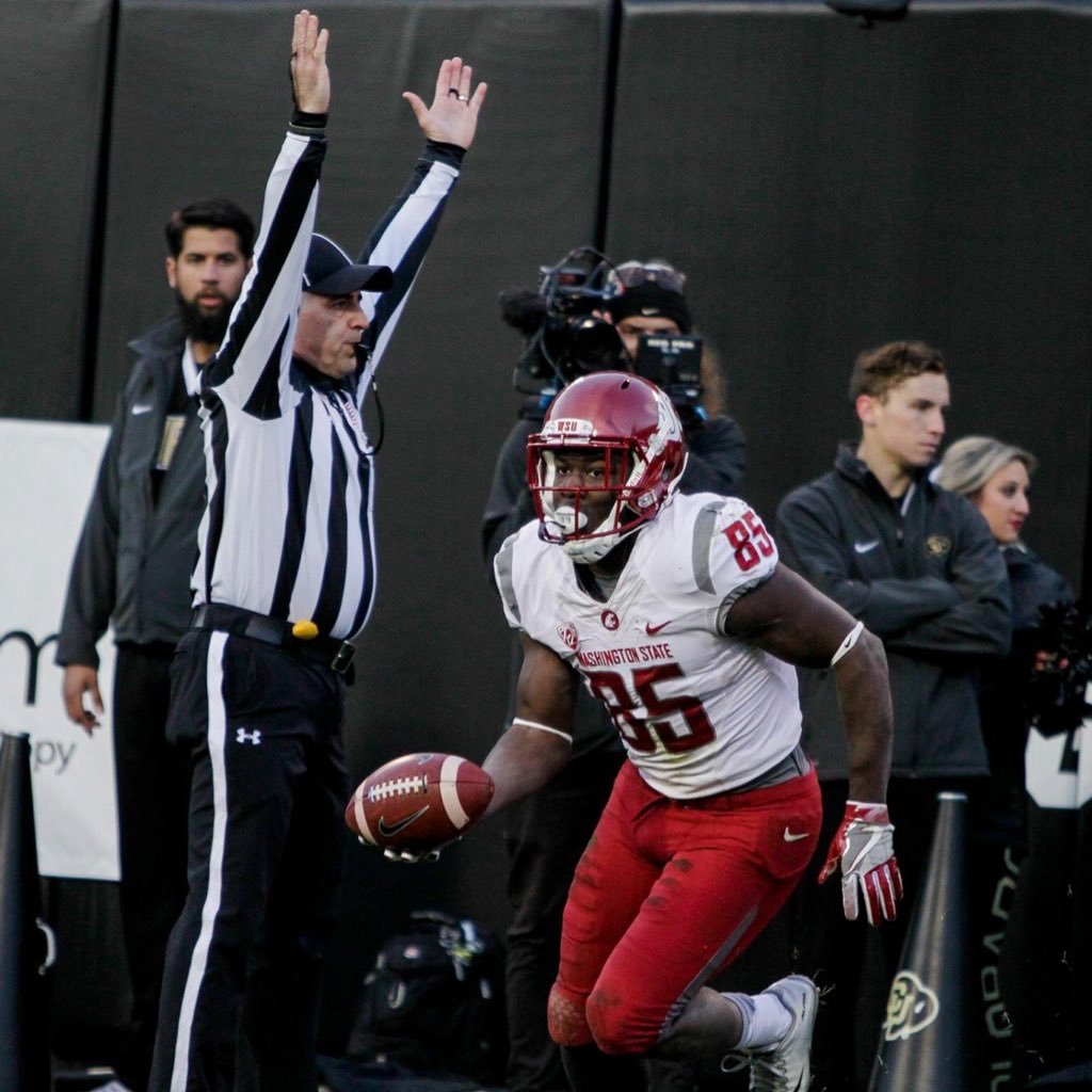 👨🏾‍🎓Washington State University Alum 🐾 Former Wide Receiver @wsucougarfb 🎓 B.A. in Sport Management 💪🏾 7v7 Coach at ETA 🏈