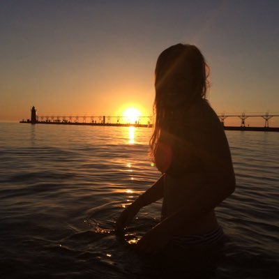 allynicole_3's profile picture. 