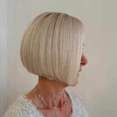 bj_maniaci's profile picture. 