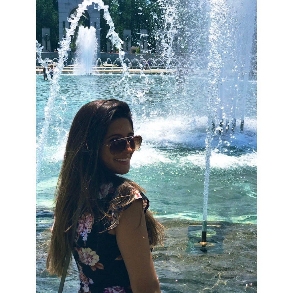 Boston - EUA ❤️ Libriana ♎️ EHS'18 🎓 Insta: isabellipereiraa_ 📸 ❤️11/24/2016❤️ James💍👫👰🏻